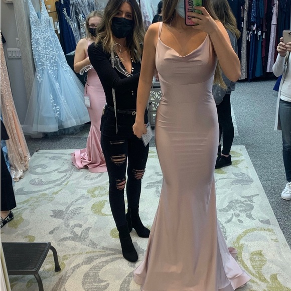 PROM DRESS - Picture 3 of 3